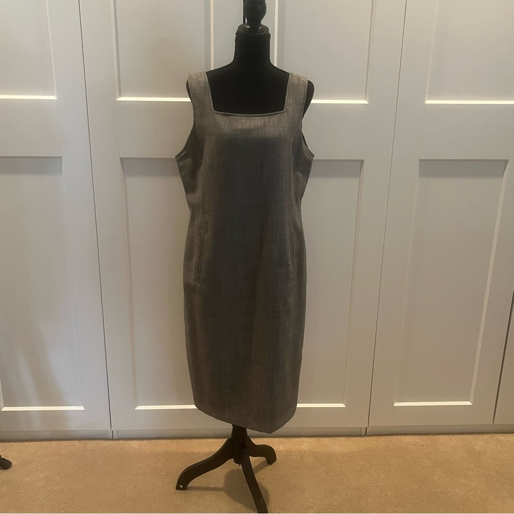 Harve Benard Gray Square-Neck Sheath Midi Dress